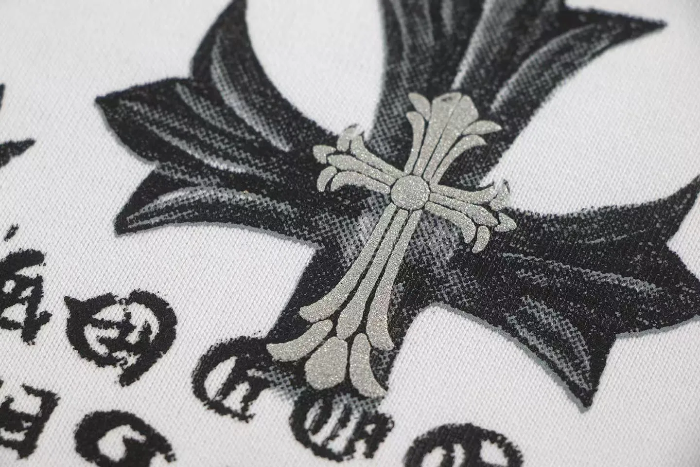 🅿️146 Style: 2025 new Croix Heart short-sleeved T-shirt Material: High version 300g double yarn combed cotton Size: S～XL Color: White Style number: Z020